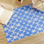 Tappeto da Esterno ARAKIL Blu e Bianco 140x200 cm in PP